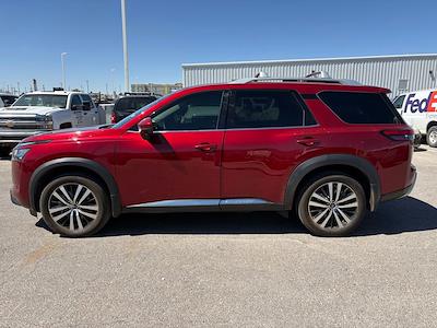 Used 2024 Nissan Pathfinder - photo 1