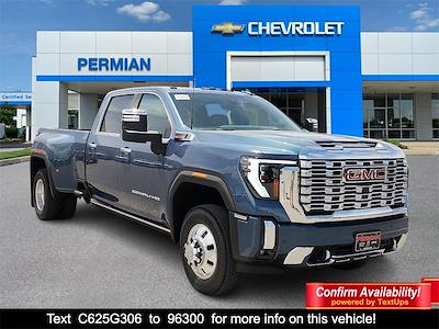 New 2025 GMC Sierra 3500 Denali Crew Cab 4WD Pickup for sale #25G306 - photo 1