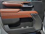 New 2025 GMC Sierra 2500 Denali Ultimate Crew Cab 4WD Pickup for sale #25G340 - photo 18