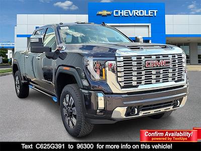 New 2025 GMC Sierra 2500 Denali Crew Cab 4WD Pickup for sale #25G391 - photo 1