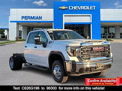 New 2026 GMC Sierra 3500 Crew Cab 60 CA Cab Chassis for sale #26G196 - photo 1