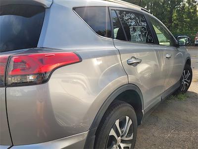 2018 Toyota RAV4 4x2 SUV for sale #26009A - photo 2