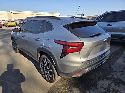 Used 2025 Chevrolet Trax 2RS for sale #P4603 - photo 2