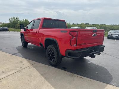 New 2025 Chevrolet Silverado 2500 LT Crew Cab 4WD Pickup for sale #36392 - photo 2
