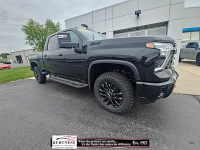 New 2025 Chevrolet Silverado 2500 LT Crew Cab 4WD Pickup for sale #36488 - photo 1