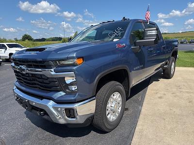 New 2025 Chevrolet Silverado 2500 LT Crew Cab 4WD Pickup for sale #36686 - photo 1