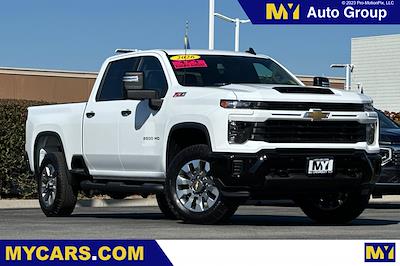 New 2026 Chevrolet Silverado 2500 Custom Crew Cab 4WD Pickup for sale #2T4002 - photo 1