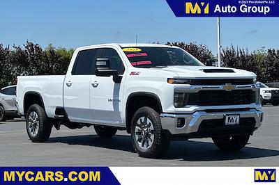 New 2025 Chevrolet Silverado 3500 LT Crew Cab 4WD Pickup for sale #3T3579 - photo 1