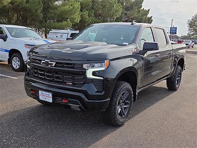 New 2025 Chevrolet Silverado 1500 LT Crew Cab 4x4 Pickup for sale #SG353363 - photo 1