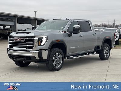 New 2025 GMC Sierra 2500 SLT Crew Cab 4WD Pickup for sale #2G25261 - photo 1