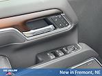 New 2025 GMC Sierra 2500 Denali Crew Cab 4WD Pickup for sale #2G25360 - photo 9
