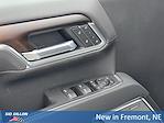New 2025 GMC Sierra 2500 Denali Crew Cab 4WD Pickup for sale #2G25471 - photo 9