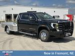 New 2025 GMC Sierra 3500 SLE Crew Cab 4WD 60 CA Cab Chassis for sale #2G25490 - photo 15