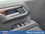 New 2025 GMC Sierra 2500 Denali Crew Cab 4WD Pickup for sale #2G25500 - photo 9