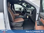 New 2025 GMC Sierra 2500 Denali Ultimate Crew Cab 4WD Pickup for sale #2G25561 - photo 12