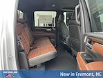 New 2025 GMC Sierra 2500 Denali Ultimate Crew Cab 4WD Pickup for sale #2G25562 - photo 13