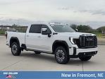 New 2025 GMC Sierra 2500 Denali Ultimate Crew Cab 4WD Pickup for sale #2G25562 - photo 15