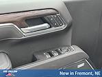 New 2025 GMC Sierra 1500 SLT Crew Cab 4WD Pickup for sale #2G25610 - photo 8
