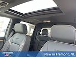 New 2025 GMC Canyon Denali Crew Cab 4WD Pickup for sale #2G25638 - photo 9