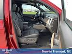 New 2025 GMC Canyon Denali Crew Cab 4WD Pickup for sale #2G25638 - photo 10