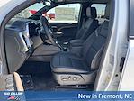New 2025 GMC Canyon Denali Crew Cab 4WD Pickup for sale #2G25667 - photo 8