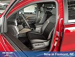 New 2025 GMC Canyon Denali Crew Cab 4WD Pickup for sale #2G25693 - photo 8