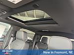 New 2025 GMC Canyon Denali Crew Cab 4WD Pickup for sale #2G25693 - photo 9
