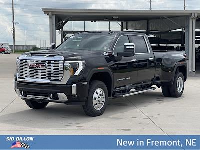 New 2025 GMC Sierra 3500 Denali Crew Cab 4WD Pickup for sale #2G25736 - photo 1