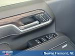 New 2025 GMC Sierra 2500 SLT Crew Cab 4WD Pickup for sale #2G25741 - photo 8