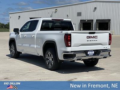 New 2025 GMC Sierra 1500 SLE Double Cab 4WD Pickup for sale #2G25790 - photo 2