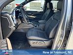 New 2025 GMC Canyon Denali Crew Cab 4WD Pickup for sale #2G25800 - photo 8