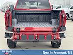 New 2025 GMC Sierra 2500 SLT Crew Cab 4WD Pickup for sale #2G25810 - photo 17