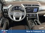 2025 GMC Sierra 2500 Crew Cab 4WD Pickup for sale #2G25811 - photo 3