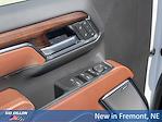 New 2025 GMC Sierra 2500 Denali Ultimate Crew Cab 4WD Pickup for sale #2G25842 - photo 9
