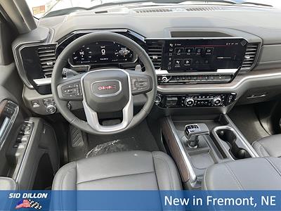 New 2026 GMC Sierra 1500 SLT Crew Cab 4WD Pickup for sale #2G26042 - photo 2