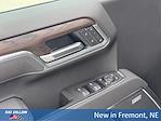 New 2026 GMC Sierra 1500 SLT Crew Cab 4WD Pickup for sale #2G26043 - photo 8
