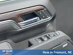 New 2026 GMC Sierra 1500 SLT Crew Cab 4WD Pickup for sale #2G26044 - photo 8