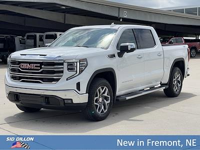 New 2026 GMC Sierra 1500 SLT Crew Cab 4WD Pickup for sale #2G26045 - photo 1