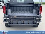 New 2026 GMC Sierra 1500 SLT Crew Cab 4WD Pickup for sale #2G26046 - photo 17