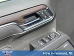 New 2026 GMC Sierra 1500 SLT Crew Cab 4WD Pickup for sale #2G26081 - photo 8