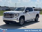 New 2026 GMC Sierra 1500 SLT Crew Cab 4WD Pickup for sale #2G26086 - photo 1