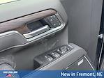New 2026 GMC Sierra 1500 SLT Crew Cab 4WD Pickup for sale #2G26087 - photo 7