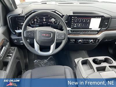 New 2026 GMC Sierra 2500 SLE Crew Cab 4WD Pickup for sale #2G26185 - photo 2