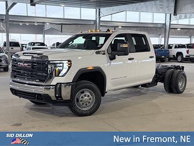 New 2026 GMC Sierra 3500 Crew Cab 60 CA Cab Chassis for sale #2G26382 - photo 1