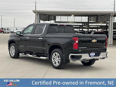 2022 Chevrolet Silverado 1500 LTD Crew Cab 4WD Pickup for sale #2U26668 - photo 2