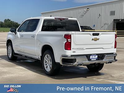 2022 Chevrolet Silverado 1500 Crew Cab 4WD Pickup for sale #2U27094 - photo 2