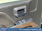2018 GMC Sierra 2500 Crew Cab SRW 4WD Pickup for sale #2U27119 - photo 9