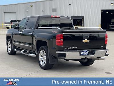 2015 Chevrolet Silverado 1500 Crew Cab 4WD Pickup for sale #2U27129 - photo 2