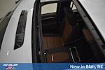 New 2026 Chevrolet Silverado 3500 High Country Crew Cab 4WD Pickup for sale #326388 - photo 9