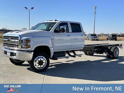 2023 Chevrolet Silverado 6500 Crew Cab DRW 4WD, Cab Chassis for sale #1T231502 - photo 1